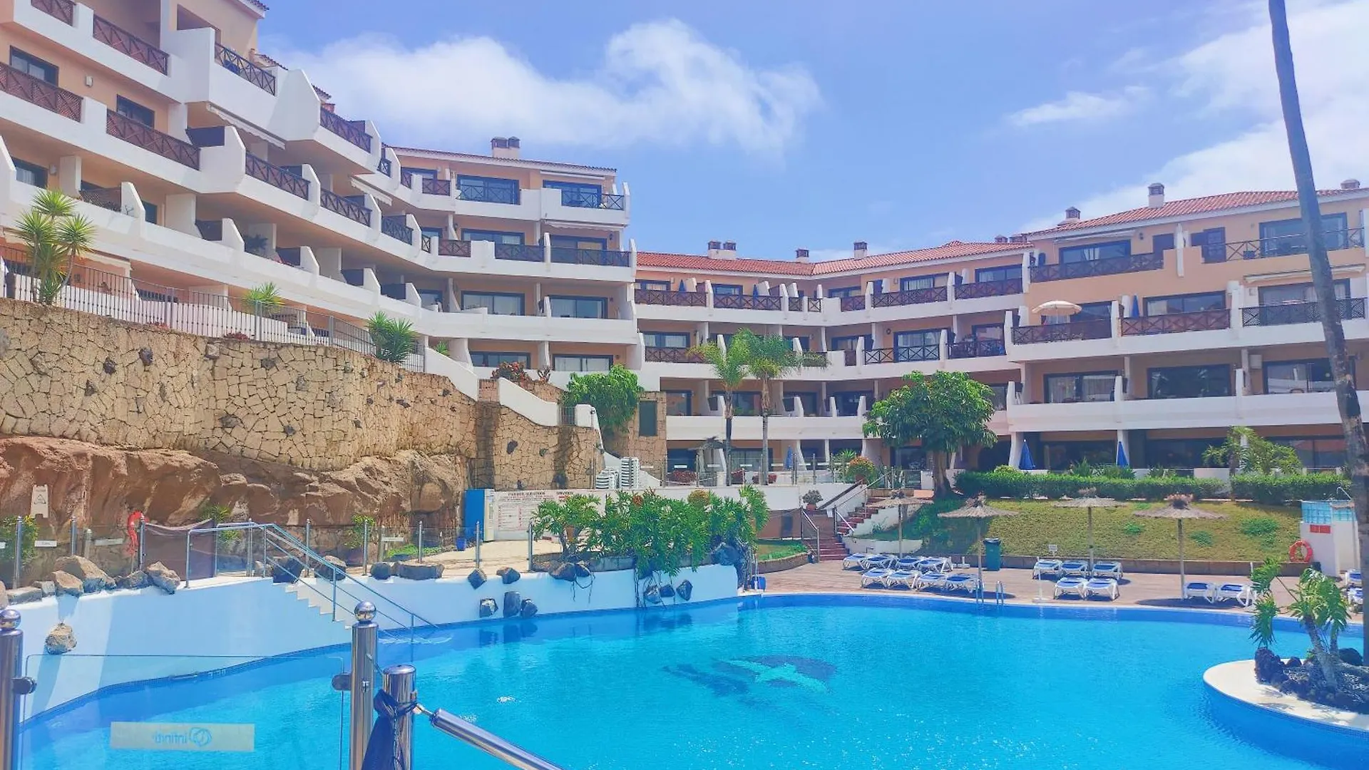 Moderno Y Luminoso Atico Con Vistas Y Piscina Appartement San Miguel de Abona