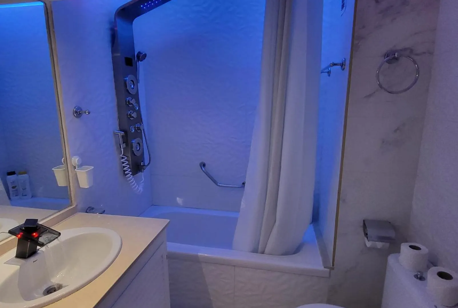 Moderno Y Luminoso Atico Con Vistas Y Piscina Appartement San Miguel de Abona Spanje