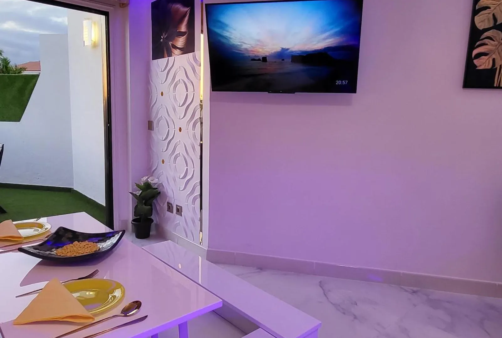 Moderno Y Luminoso Atico Con Vistas Y Piscina Appartement San Miguel de Abona