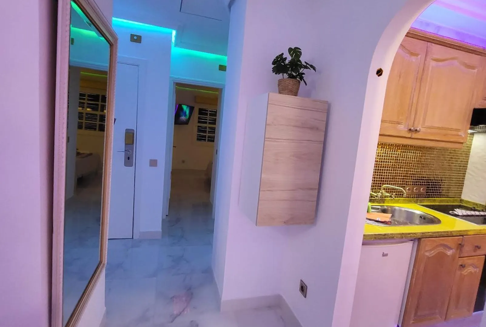 Moderno Y Luminoso Atico Con Vistas Y Piscina Appartement San Miguel de Abona